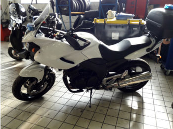 Мотоцикл YAMAHA TDM900: фото 1